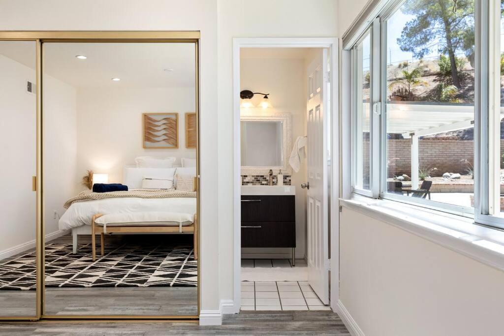 Goode Homes Cozy 4 Bedroom Home With Jacuzzi Santa Clarita Exterior foto