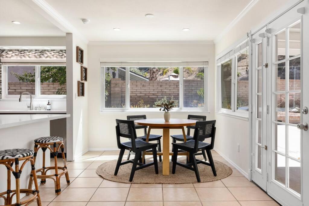 Goode Homes Cozy 4 Bedroom Home With Jacuzzi Santa Clarita Exterior foto
